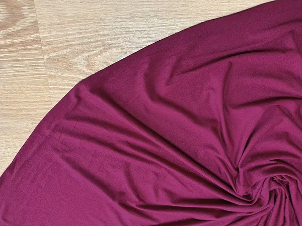 107 Viscose Magenta
