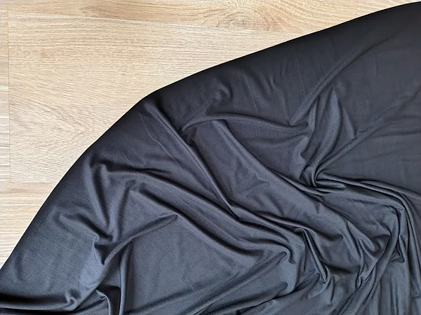 115 Viscose Black